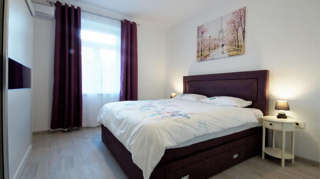 Kala Apartment Teodo Esterno foto