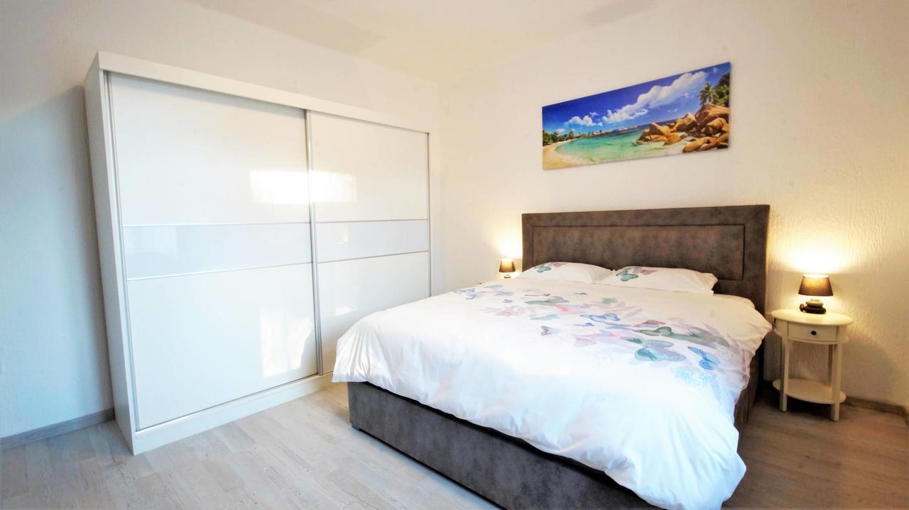 Kala Apartment Teodo Esterno foto